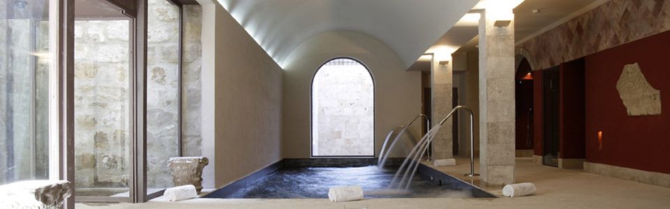 Volunteering in Mengíbar Palace, Andalucía